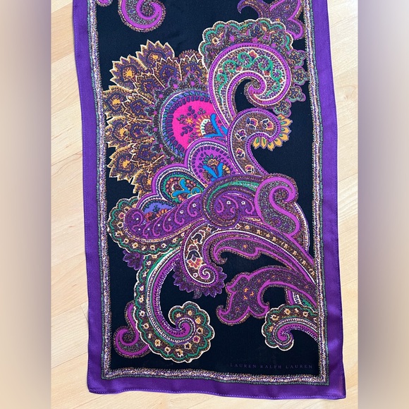 🍆Lightweight Paisley Oblong Scarf by Lauren Ralph Lauren | Sonia - Picture 9 of 17